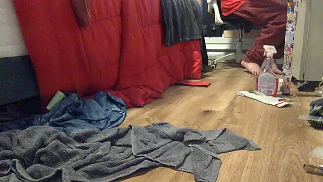 edger4lif3 online show from September 18, 4:09 pm