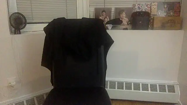 edger4lif3 online show from October 30, 9:00 am