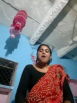 LUCKY cut online show from October 4, 4:05 pm