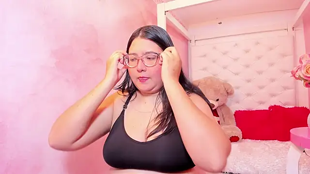 Dulce meow online show from October 7, 11:51 am