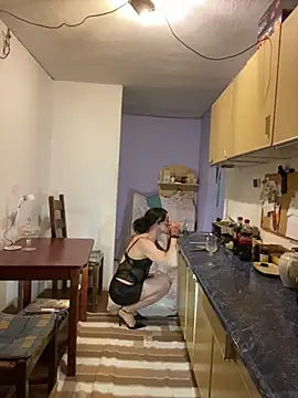 vikinylon online show from November 29, 7:39 pm