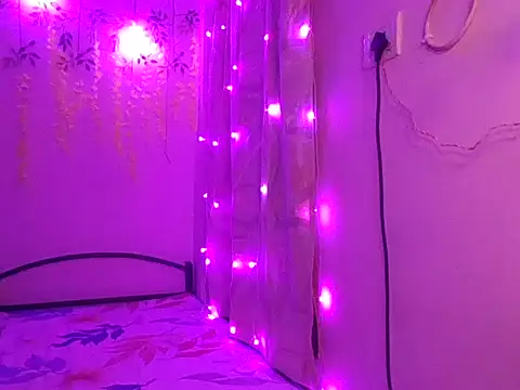 Snapshot of Tiedtogether69 chatting on November 1, 2:08 pm Tiedtogether69 online show from November 1, 2:08 pm