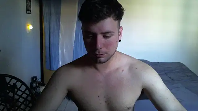 Snapshot of ferrari1996 chatting on September 10, 7:36 pm ferrari1996 online show from September 10, 7:36 pm