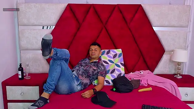 Kity spiderr online show from October 28, 12:30 pm