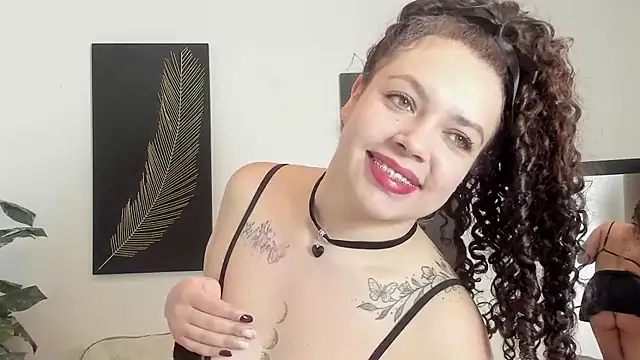 Snapshot of RubyStrong chatting on October 1, 1:17 pm RubyStrong online show from October 1, 1:17 pm