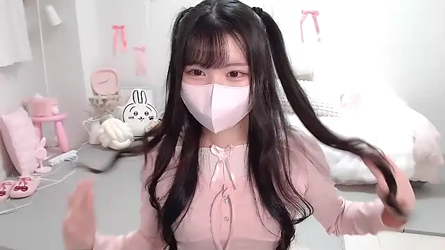 Snapshot of moka-neko chatting on November 29, 1:14 pm moka-neko online show from November 29, 1:14 pm