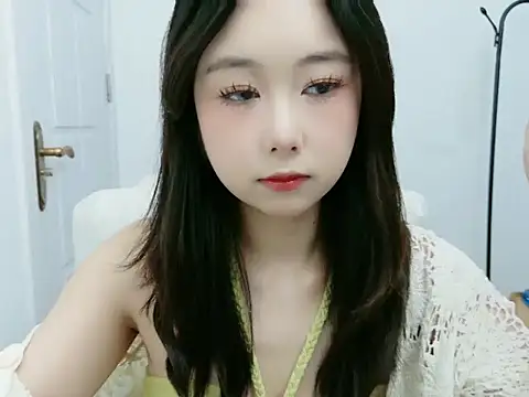 Snapshot of nbhbhu chatting on September 21, 9:33 am nbhbhu online show from September 21, 9:33 am