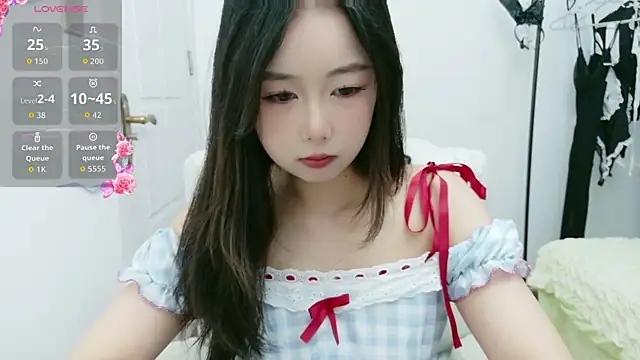 Snapshot of nbhbhu chatting on October 4, 10:02 am nbhbhu online show from October 4, 10:02 am