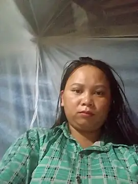 Snapshot of -Kitty-92 chatting on September 18, 10:45 pm -Kitty-92 online show from September 18, 10:45 pm