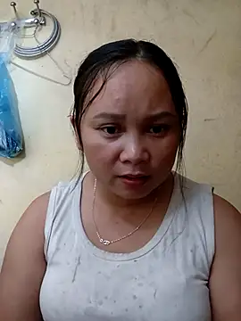 Snapshot of -Kitty-92 chatting on October 6, 10:56 am -Kitty-92 online show from October 6, 10:56 am