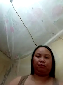 Snapshot of -Kitty-92 chatting on October 8, 1:47 am -Kitty-92 online show from October 8, 1:47 am