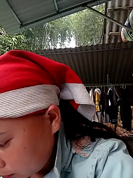 Snapshot of -Kitty-92 chatting on November 2, 4:15 am -Kitty-92 online show from November 2, 4:15 am