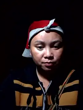 Snapshot of -Kitty-92 chatting on November 8, 12:27 pm -Kitty-92 online show from November 8, 12:27 pm