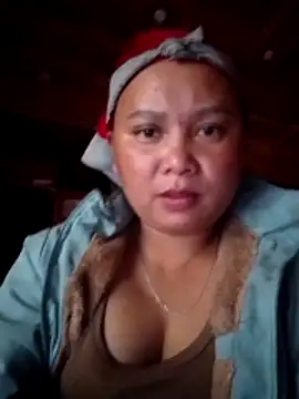 Snapshot of -Kitty-92 chatting on November 9, 5:17 am -Kitty-92 online show from November 9, 5:17 am