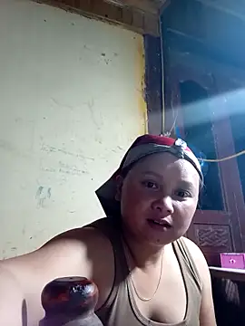 Snapshot of -Kitty-92 chatting on November 16, 12:11 pm -Kitty-92 online show from November 16, 12:11 pm