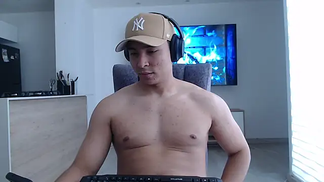 Auron Demon01 online show from October 4, 2:37 pm