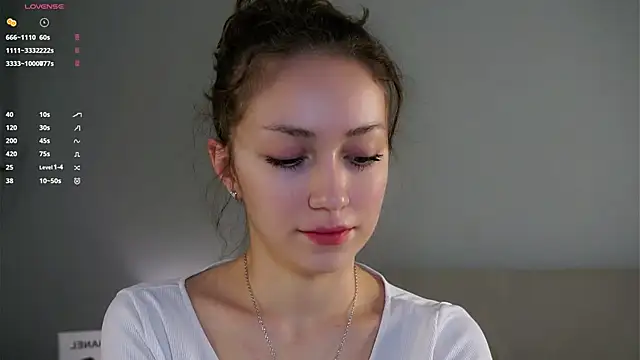 ZeniaBolich online show from November 28, 9:06 pm