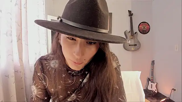 Snapshot of XxnikolayxX chatting on October 16, 8:43 pm XxnikolayxX online show from October 16, 8:43 pm