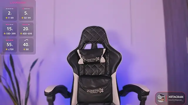 Nickyblazze  online show from November 9, 6:39 pm