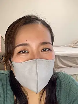 Snapshot of NATSUMI00 chatting on September 29, 5:34 am NATSUMI00 online show from September 29, 5:34 am