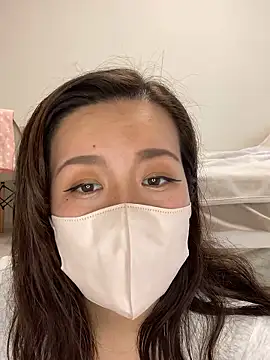 Snapshot of NATSUMI00 chatting on October 19, 5:52 am NATSUMI00 online show from October 19, 5:52 am