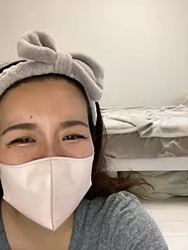 Snapshot of NATSUMI00 chatting on October 20, 5:52 am NATSUMI00 online show from October 20, 5:52 am