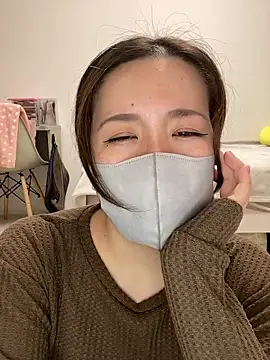 Snapshot of NATSUMI00 chatting on November 1, 3:36 pm NATSUMI00 online show from November 1, 3:36 pm