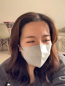 Snapshot of NATSUMI00 chatting on November 11, 6:02 am NATSUMI00 online show from November 11, 6:02 am