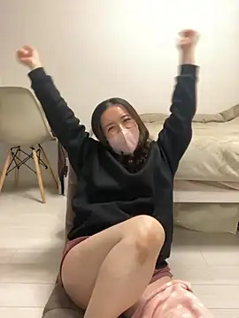 Snapshot of NATSUMI00 chatting on November 27, 3:36 pm NATSUMI00 online show from November 27, 3:36 pm