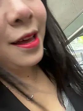 smgirls online show from November 4, 7:29 am