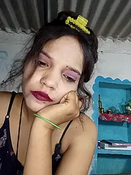 Snapshot of Bebby_Doll chatting on September 16, 3:35 pm Bebby Doll online show from September 16, 3:35 pm