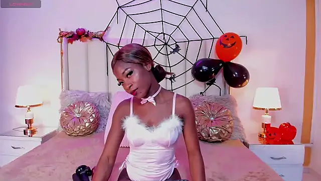 Snapshot of MadissonBonny_ chatting on October 29, 8:54 pm MadissonBonny online show from October 29, 8:54 pm