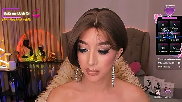 Snapshot of Dream_Goddess chatting on December 12, 12:33 pm Dream Goddess online show from December 12, 12:33 pm