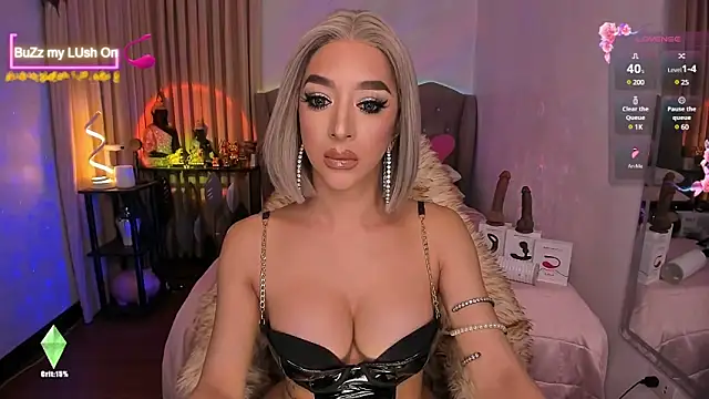 Snapshot of Dream_Goddess chatting on February 10, 1:22 pm Dream Goddess online show from February 10, 1:22 pm