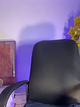 Charlottediolet online show from October 13, 11:43 am