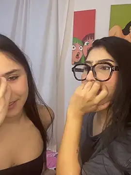 Snapshot of Sweet_and_Rous0 chatting on October 17, 3:42 am Sweet and Rous0 online show from October 17, 3:42 am