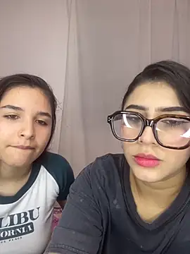 Snapshot of Sweet_and_Rous0 chatting on October 26, 3:34 am Sweet and Rous0 online show from October 26, 3:34 am