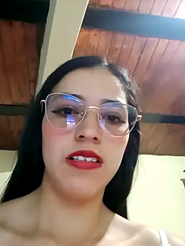 vanessalovetrip online show from October 14, 3:13 pm