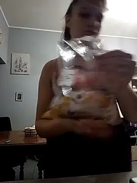 Snapshot of Maialona78 chatting on October 31, 10:49 am Maialona78 online show from October 31, 10:49 am