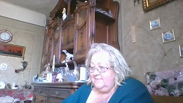 Snapshot of Lala-Love56 chatting on September 27, 8:30 am Lala-Love56 online show from September 27, 8:30 am