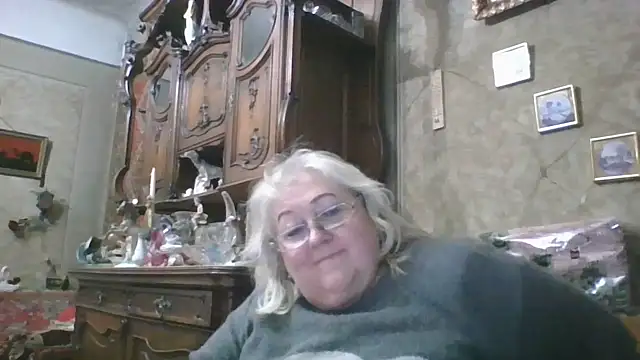 Snapshot of Lala-Love56 chatting on September 28, 6:57 pm Lala-Love56 online show from September 28, 6:57 pm