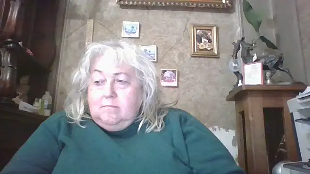 Snapshot of Lala-Love56 chatting on November 29, 3:59 pm Lala-Love56 online show from November 29, 3:59 pm