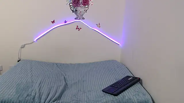 Valeryxs online show from October 11, 7:34 pm