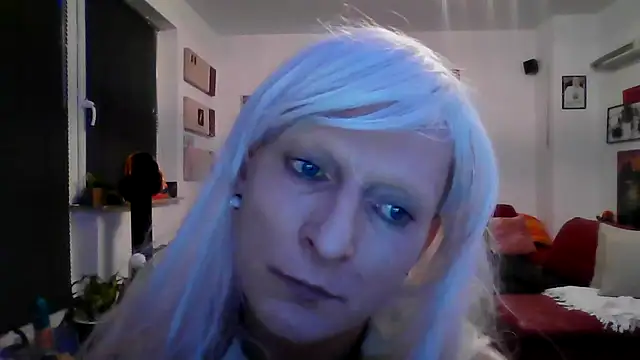 hellgirl1980 online show from October 4, 9:46 pm