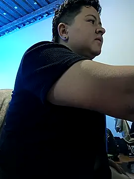 Noha Whiitee online show from November 7, 12:10 am