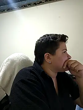 Noha Whiitee online show from November 21, 3:49 am