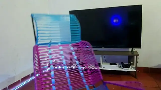 ErickWalton online show from November 4, 5:17 am