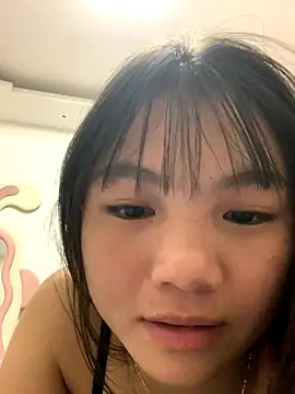 Emlyly-18 online show from September 16, 2:56 am