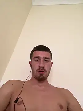 Snapshot of Johnclips2 chatting on September 20, 6:58 am Johnclips2 online show from September 20, 6:58 am