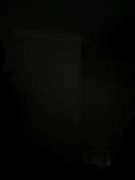 Snapshot of Johnclips2 chatting on December 18, 1:00 am Johnclips2 online show from December 18, 1:00 am